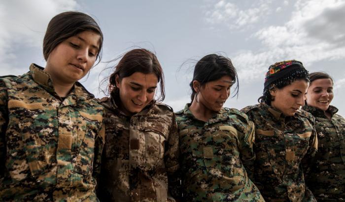 Combattenti curdo-siriane dell'Ypj Combattenti curdo-siriane dell'Ypj